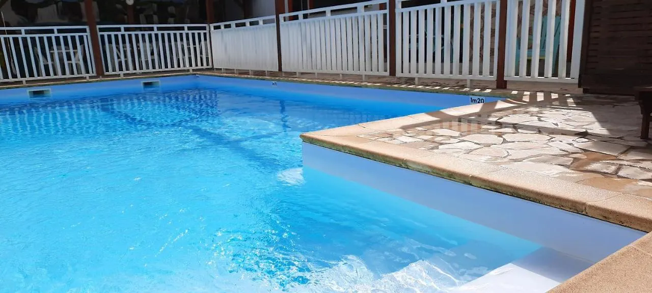 Apartment Appartement Charmant A Sainte Marie 55 M² Piscine Martinique